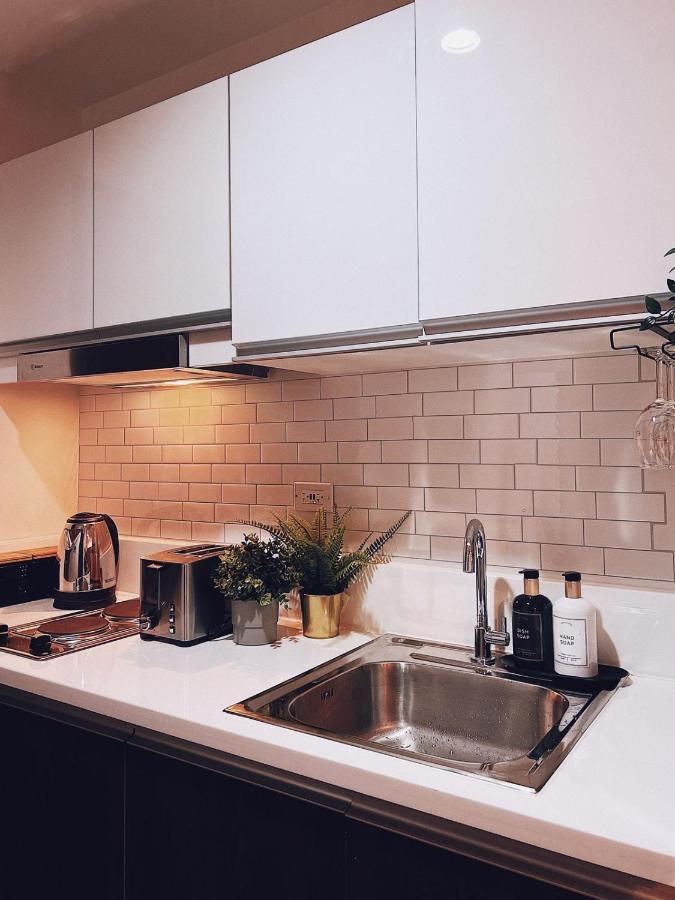 Makati Cosy Home L Couples Families L 500Mbps Wifi Manila Ngoại thất bức ảnh